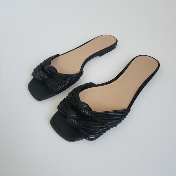 Veronica Beard Gemma Slide Sandal - Picture 1 of 8
